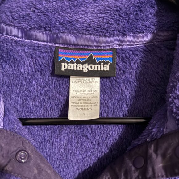 Patagonia Women's Synchilla Pull-Over in Ultra Violet Purple - Picture 6 of 8